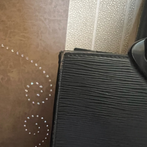 Louis Vuitton Gemo Epi Tote Shoulder Bag One Size Black Leather AUTHENTIC Used - Picture 9 of 13